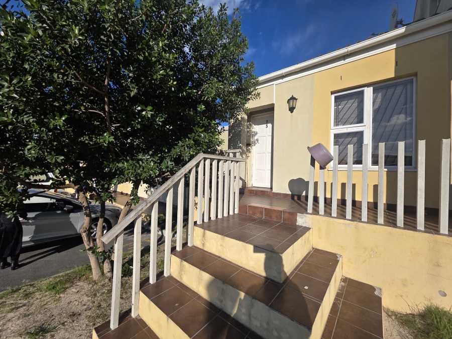 2 Bedroom Property for Sale in Sunset Glen Western Cape